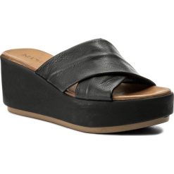 Klapki damskie: Klapki INUOVO – 8696 Black