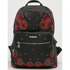 Desigual - Plecak. Czarne plecaki damskie Desigual, z haftami, z materiału. W wyprzedaży za 239,90 zł.