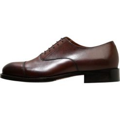 J.LINDEBERG HOPPER TOE PORT Eleganckie buty brown. Pomarańczowe buty wizytowe męskie marki J.LINDEBERG, ze skóry, na sznurówki. Za 929,00 zł.