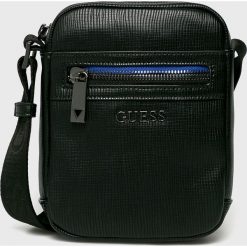 Guess Jeans - Saszetka. Czarne torby męskie skórzane marki Guess Jeans, w paski, z poliesteru, casualowe, na ramię, małe. Za 329,90 zł.