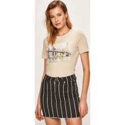 Only - T-shirt. Brązowe t-shirty damskie ONLY, s, z nadrukiem, z bawełny, z okrągłym kołnierzem. W wyprzedaży za 59,90 zł.