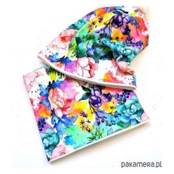 KOMPLET _ CZAPKA BEANIE + CHUSTKA w KWIATY. Szare czapeczki niemowlęce marki Pakamera, w kolorowe wzory, z dresówki. Za 75,00 zł.