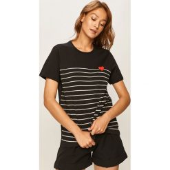 Answear - T-shirt. Niebieskie topy damskie ANSWEAR, s, z nadrukiem, z bawełny, z okrągłym kołnierzem. Za 49,90 zł.