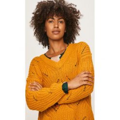 Only - Sweter. Żółte swetry damskie ONLY, s, bez wzorów, z dzianiny, bez rękawów, bez kaptura. W wyprzedaży za 89,90 zł.