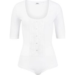Body shirtowe bonprix biały. Białe koszulki damskie bonprix, w koronkowe wzory, z bawełny, bez kołnierzyka, bez rękawów. Za 74,99 zł.