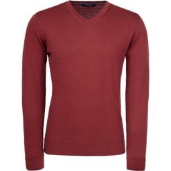 Sweter Trussardi Jeans V-Neck Long Sleeves 52M00222. Czerwone swetry męskie Trussardi Jeans, m, bez wzorów, z bawełny, klasyczne, z klasycznym kołnierzykiem, bez kaptura. W wyprzedaży za 139,00 zł.