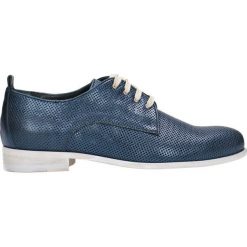 Półbuty ZITA. Niebieskie półbuty damskie skórzane marki Gino Rossi, eleganckie. Za 149,90 zł.