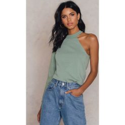 Bluzy damskie: NA-KD Bluza na jedno ramię – Green