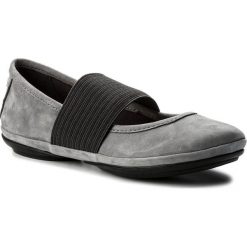 Półbuty CAMPER - Right Nina 21595-039 Grey. Szare półbuty damskie marki Camper, bez wzorów, ze skóry, bez obcasa, na płaskiej podeszwie, bez zapięcia. W wyprzedaży za 329,00 zł.