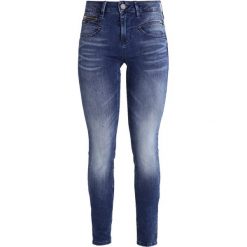 Freeman T. Porter ALEXA HIGH Jeansy Slim Fit indigo. Niebieskie rurki damskie Freeman T. Porter. W wyprzedaży za 272,35 zł.