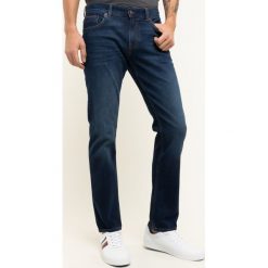 Jeansy Straight Leg TOMMY HILFIGER Denton MW0MW12545. Niebieskie jeansy męskie TOMMY HILFIGER, m, bez wzorów. W wyprzedaży za 299,00 zł.
