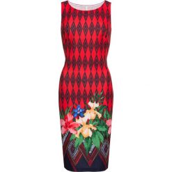 Sukienka z nadrukiem bonprix czerwony w kwiaty. Czerwone sukienki damskie bonprix, z nadrukiem, bez kołnierzyka, bez rękawów. Za 89,99 zł.