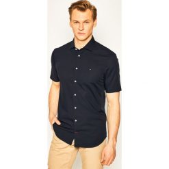 Koszula Tommy Hilfiger Tailored Poplin Classic TT0TT07314. Niebieskie koszule męskie Tommy Hilfiger Tailored, m, bez wzorów, z bawełny, casualowe, bez kołnierzyka, bez rękawów. W wyprzedaży za 199,00 zł.