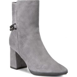 Buty zimowe damskie: Botki SOLO FEMME - 75473-19-E44/000-02-00 Szary