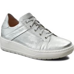 Sneakersy EKSBUT - 27-4374-369/C77-1G Srebro Lico. Szare półbuty damskie marki Eksbut, na co dzień, bez wzorów, ze skóry, bez obcasa, na płaskiej podeszwie, bez zapięcia. W wyprzedaży za 229,00 zł.