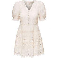Sukienka LOVESHACKFANCY KIANA Beżowy|Biały. Brązowe sukienki damskie marki LoveShackFancy, na imprezę, na lato, z haftami, z wiskozy, z falbankami, bez rękawów. Za 1600,00 zł.