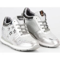 SREBRNE TRAMPKI SNEAKERSY. Szare tenisówki damskie Merg. Za 52,90 zł.