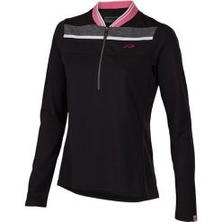 Bluza funkcyjna "Off Duty" w kolorze czarno-różowym. Różowe bluzy damskie Protective, z materiału, krótkie. W wyprzedaży za 134,95 zł.
