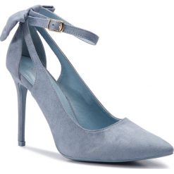 Szpilki DEEZEE - KOKO Blue. Niebieskie półbuty damskie DeeZee, z aplikacjami, ze skóry ekologicznej, eleganckie, bez obcasa, na obcasie, bez zapięcia. Za 119,99 zł.