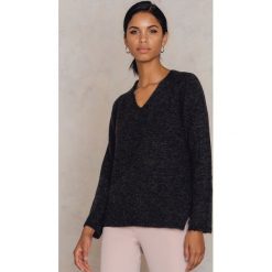 Swetry klasyczne damskie: Filippa K Sweter z dekoltem V Multi – Multicolor