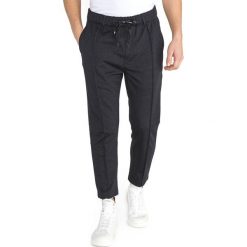 Calvin Klein Spodnie dresowe Czarny. Czarne spodnie męskie l, z elastanu. Za 445,95 zł.
