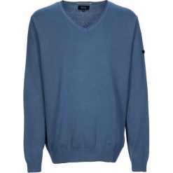 Sweter "Reakti" w kolorze niebieskim. Niebieskie swetry męskie Camel Active, m, bez wzorów, z bawełny, bez kołnierzyka, bez kaptura. W wyprzedaży za 131,95 zł.