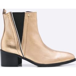 Tommy Hilfiger - Botki. Szare buty zimowe damskie marki TOMMY HILFIGER, z materiału. W wyprzedaży za 499,90 zł.