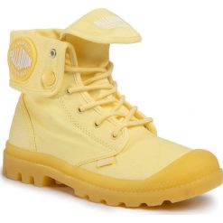 Trapery PALLADIUM - Baggy Shake 96636-740-M Pop Corn. Żółte trapery damskie Palladium, z tworzywa sztucznego, bez obcasa, bez zapięcia. Za 429,00 zł.