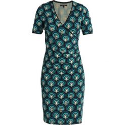King Louie PEACOCK CROSS DRESS Sukienka z dżerseju lapis blue. Niebieskie sukienki damskie z falbanami marki King Louie, s, z elastanu. Za 399,00 zł.