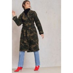 Płaszcze damskie pastelowe: NA-KD Trend Płaszcz moro – Green,Multicolor