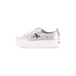 Buty Calvin Klein Jeans RE9848. Trampki i tenisówki damskie Calvin Klein Jeans. Za 316,98 zł.