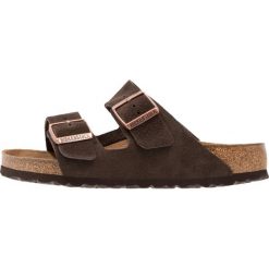 Birkenstock ARIZONA Klapki mocca. Brązowe kapcie męskie marki Birkenstock, z materiału. Za 379,00 zł.