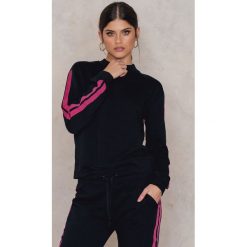 Bluzy damskie: NA-KD Trend Bluza basic z paskami - Black