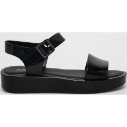 Melissa - Sandały Mar Platform Ad. Czarne klapki damskie Melissa, bez wzorów, z gumy, bez obcasa, na obcasie. W wyprzedaży za 239,90 zł.