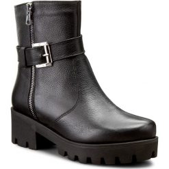 Botki OLEKSY - 238/295 Czarny. Czarne buty zimowe damskie Oleksy, ze skóry, na obcasie. W wyprzedaży za 259,00 zł.