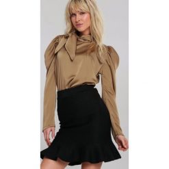 Czarna Spódnica Axminster. Czarne spódniczki damskie Renee, s, bez wzorów, z dzianiny, eleganckie, mini, ołówkowe. Za 99,99 zł.