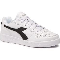 Sneakersy DIADORA - Playground Gs 101.173301 01 C7916 White/Black/Ash. Białe trampki chłopięce Diadora, bez wzorów, ze skóry ekologicznej, na sznurówki. Za 169,00 zł.