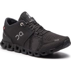 Buty ON - Cloud X 000020 Black/Asphalt 4006. Czarne buty sportowe damskie On, bez wzorów, z tworzywa sztucznego, sportowe, do biegania. W wyprzedaży za 459,00 zł.