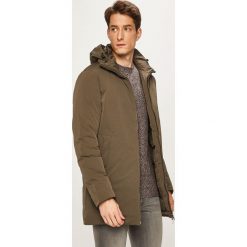 Jack & Jones - Kurtka. Czarne płaszcze męskie Jack & Jones, s, bez wzorów, z poliesteru, długie, z kapturem. W wyprzedaży za 339,90 zł.