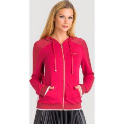 BLUZA Liu Jo Sport. Różowe bluzy sportowe damskie Liu Jo Sport, xs, z nadrukiem, z tkaniny, bez rękawów, z kapturem. Za 679,00 zł.