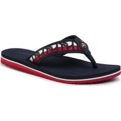 Japonki TOMMY HILFIGER - Th Webbing Flat Beach Sandal FW0FW04621 Desert Sky DW5. Niebieskie klapki damskie TOMMY HILFIGER, bez wzorów, ze skóry, bez obcasa. W wyprzedaży za 109,00 zł.