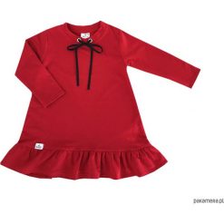 BUGZY Czerwona sukienka z czarną kokardką. Czerwone sukienki dziewczęce marki Pakamera, eleganckie, z długim rękawem, długie. Za 84,00 zł.
