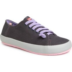 Tenisówki CAMPER - Peu Rambla Vulcan 21897-055 Grey. Szare półbuty damskie Camper, bez wzorów, z gumy, bez zapięcia. Za 379,00 zł.