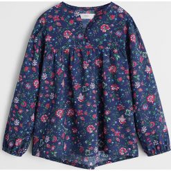 Mango Kids - Bluzka dziecięca Rama 110-164 cm. Niebieskie bluzki dziewczęce Mango Kids, bez wzorów, z bawełny, bez kołnierzyka, z długim rękawem, długie, bez kaptura. Za 99,90 zł.