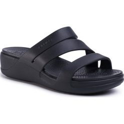 Klapki CROCS - Monterey Wedge W 206304 Black. Czarne klapki damskie Crocs, bez wzorów, z tworzywa sztucznego, bez obcasa, na obcasie. Za 199,00 zł.