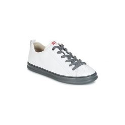 Buty Camper RUNNER 4. Białe trampki męskie Camper, bez wzorów, bez zapięcia. Za 423,20 zł.