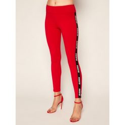 Legginsy Guess O0BA02 KABR0. Czerwone spodnie damskie Guess, m. Za 189,00 zł.