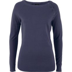 Sweter z plisą guzikową bonprix jagodowy. Fioletowe swetry klasyczne damskie bonprix, z dzianiny, z okrągłym kołnierzem. Za 74,99 zł.