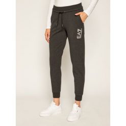 Spodnie dresowe EA7 Emporio Armani 6GTP56 TJ27Z 3909. Szare spodnie damskie EA7 Emporio Armani, s, z dresówki. W wyprzedaży za 279,00 zł.