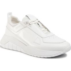 Sneakersy HUGO - Atom 50428540 10214585 01 White 100. Białe sneakersy męskie HUGO, na co dzień, bez wzorów, ze skóry, eleganckie, bez zapięcia. Za 999,00 zł.